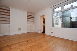 Dining room- click for photo gallery